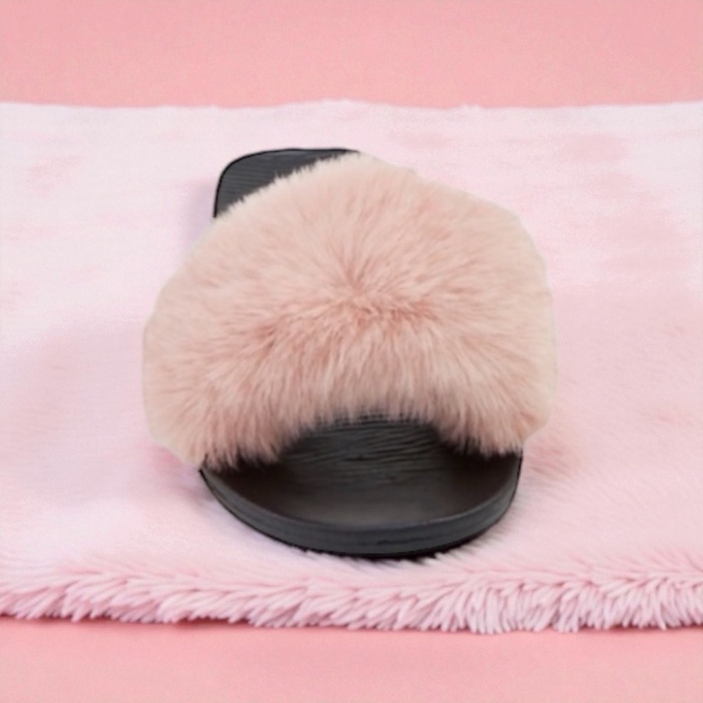 NEW• GLAM PINK PIN UP STYLE FAUX FUR LOUNGE SANDALS•11 - Picture 3 of 13